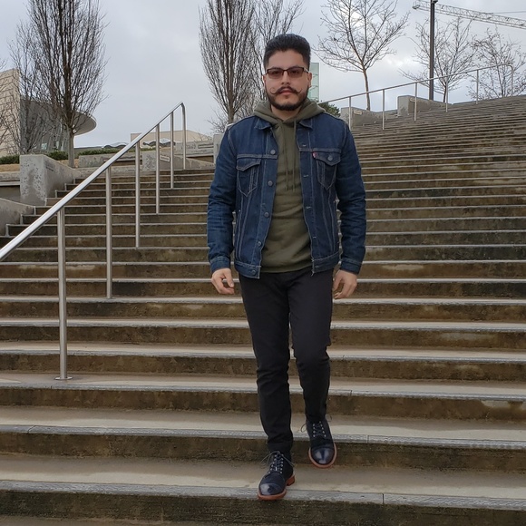 Meet your Posher, Jaime - Picture 1 of 1